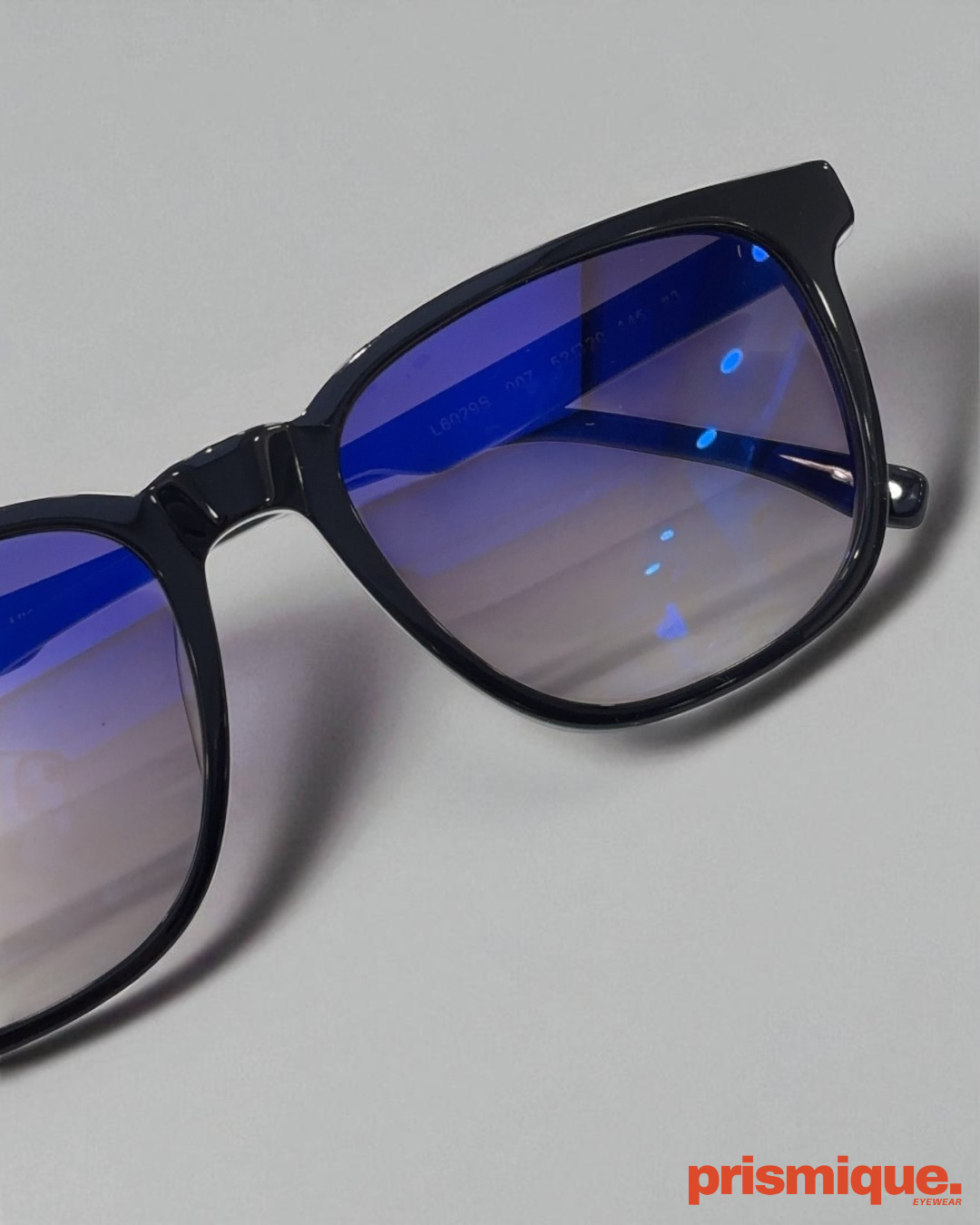Lacoste | L6029S