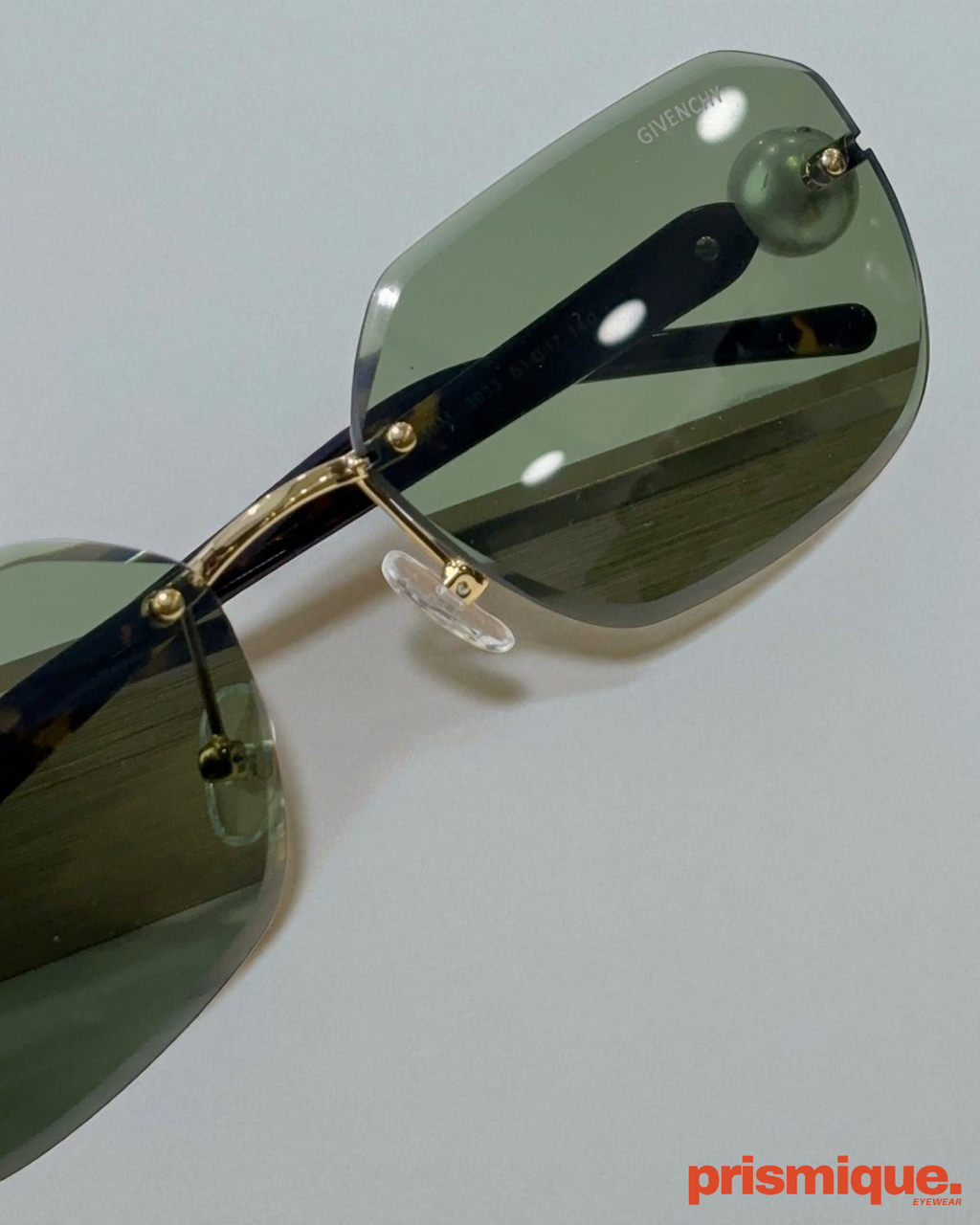 Givenchy | GV4010M